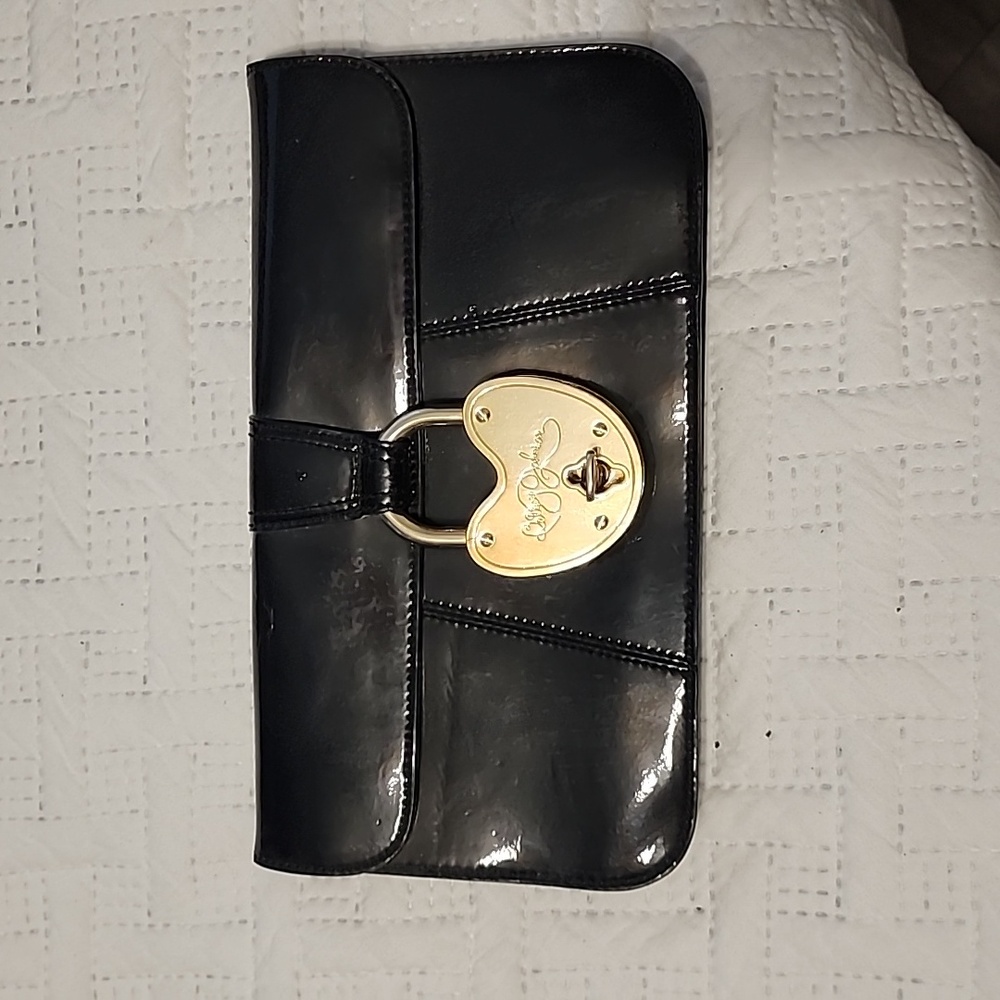 Heart Locket Clutch